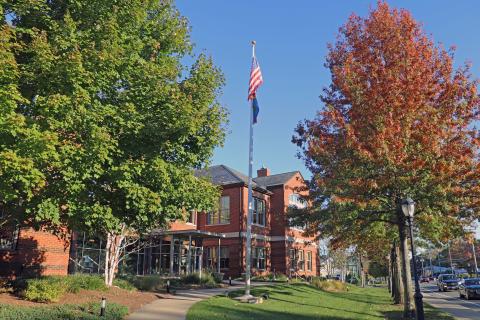 photo of Library in autumn 